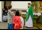 Příbuzné sledují kázání pro děti